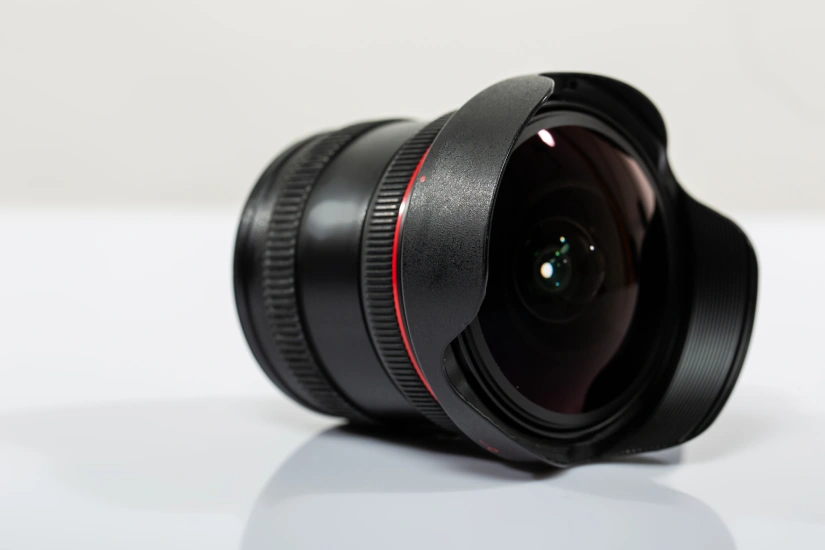 Learn about the Different Applications and Major Benefits of an Eyepiece Lens